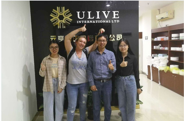 جناح المعرض الدولي لتجارة المناشف الورقية